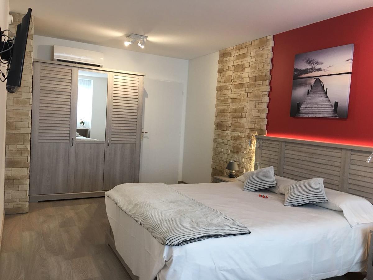 Hôtel Terranostra Tarascon-sur-Ariège Exterior foto